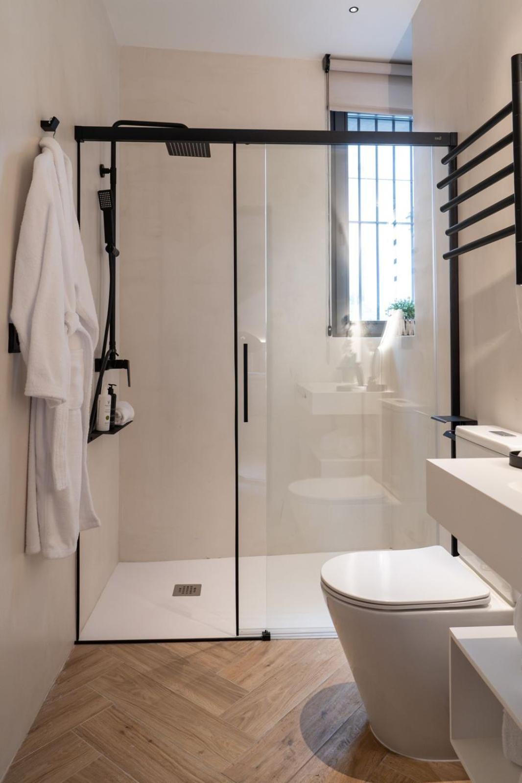 Amiras Homes Collection * Granada
