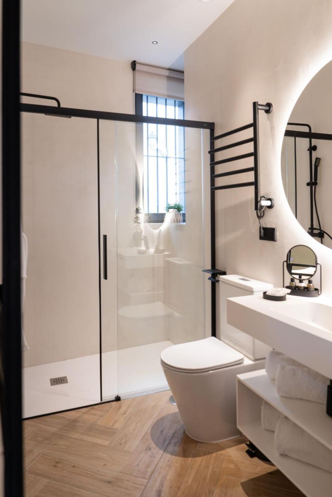 Hotel Amiras Homes Collection