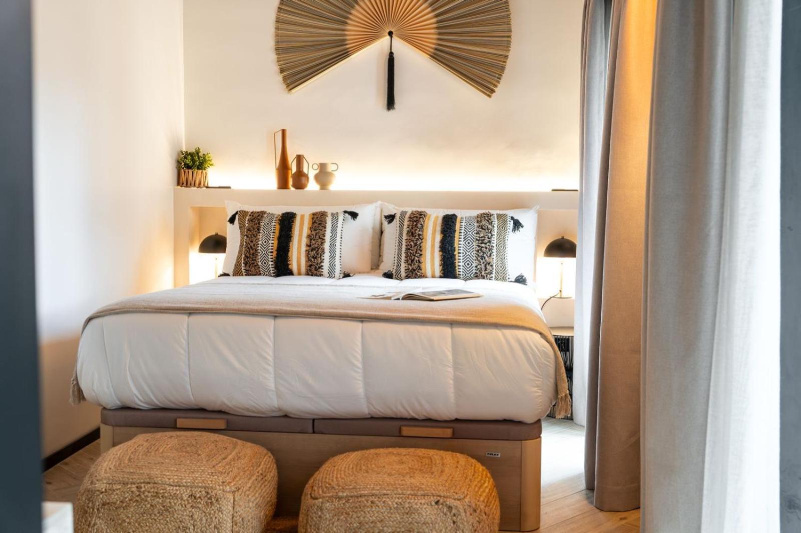 Hotel Amiras Homes Collection